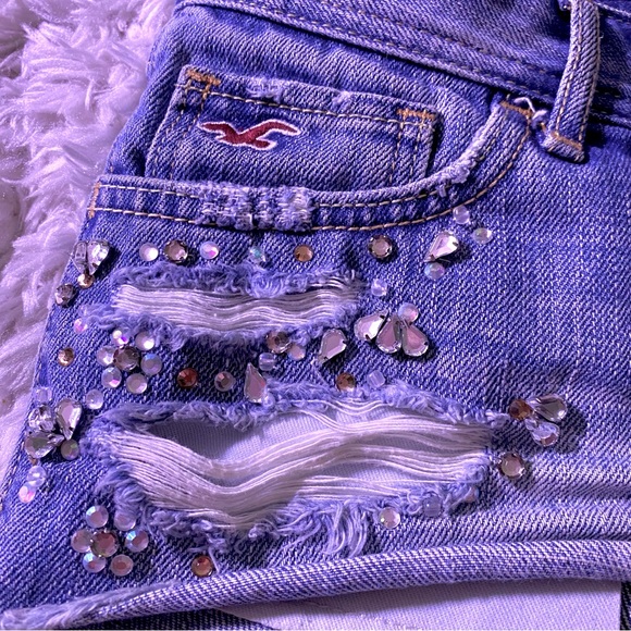 Hollister rhinestone distressed shorts size 7 - Picture 4 of 6